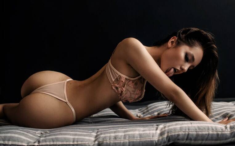 Yabancı Escort Bayanlarla Hayallerini Gerçekleştir