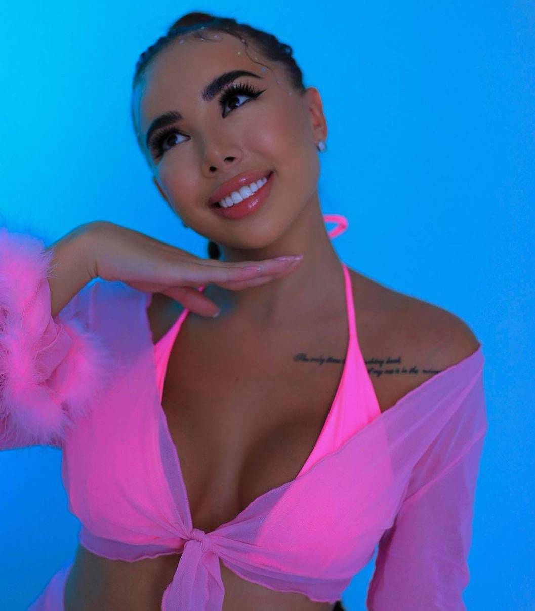 Yabancı Escort Bayanlarla Tutkulu Anlar